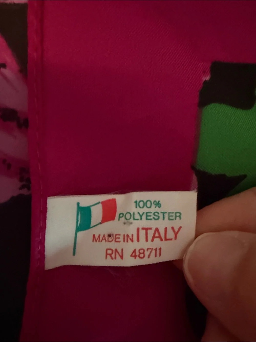 Made in Italy 100% Polyester Label on Fuchsia Fabric